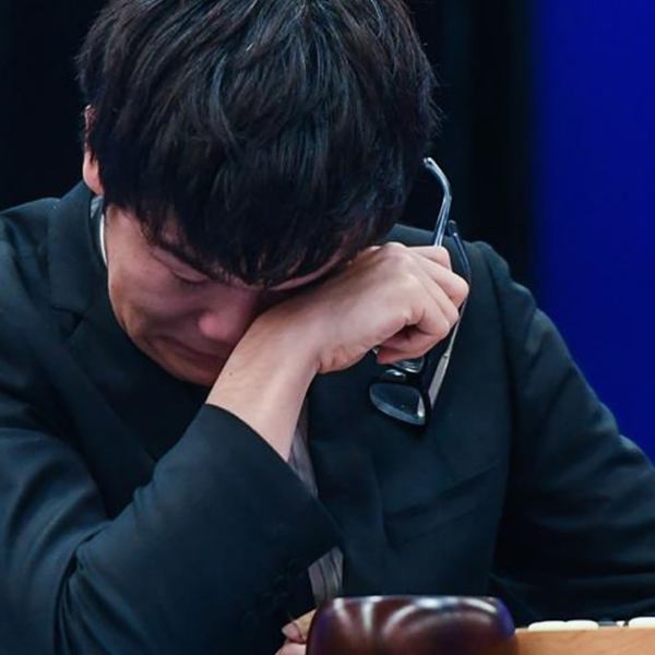 Ke Jie płacze podczas starcia z AlphaGo